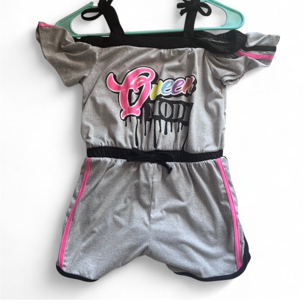 Sporty Gray and Pink Romper with Elastic Waist